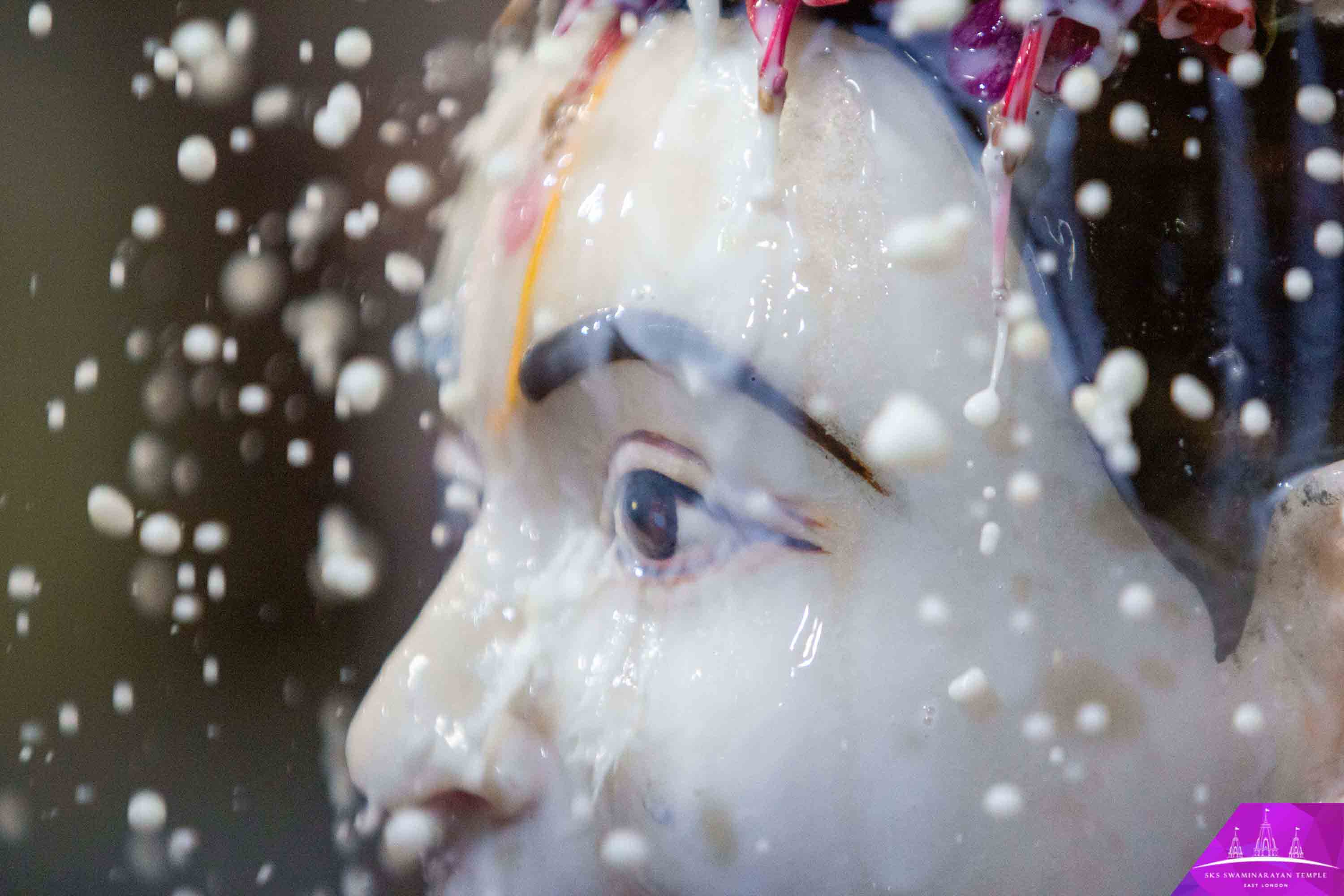 ©1987-2017 SKS Swaminarayan Temple East London